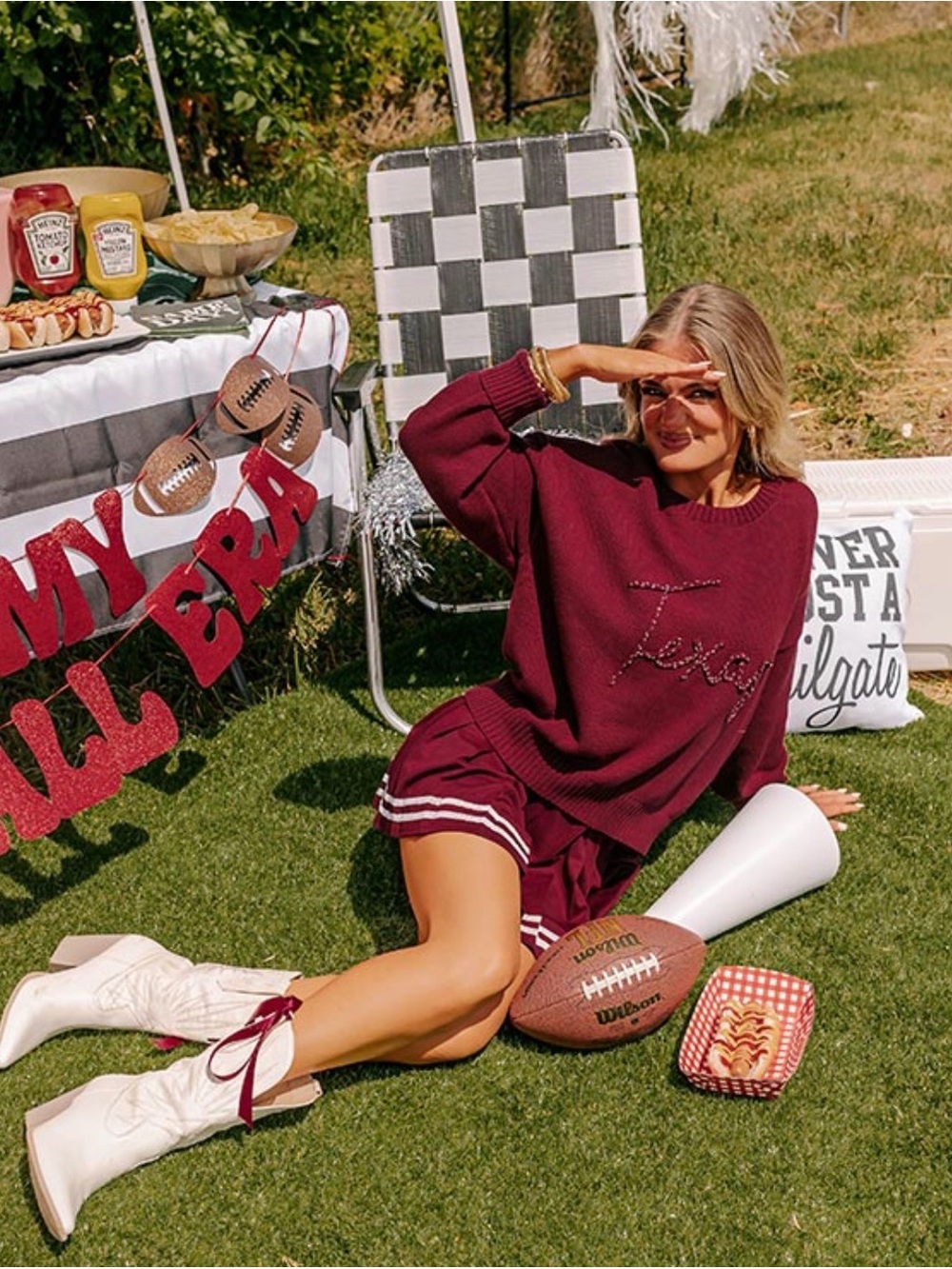 Le Lis Burgundy Embellished 'Texas' Crewneck Sweater - Picture 2 of 4